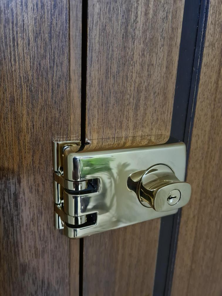 Double Cylinder Deadbolt Installation
