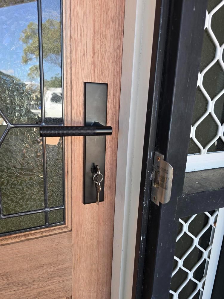 Traditional Night Latch Rim Lock